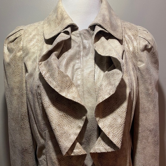 𝐈𝐍𝐂 Ruffled Snake Print Jacket - Picture 10 of 10